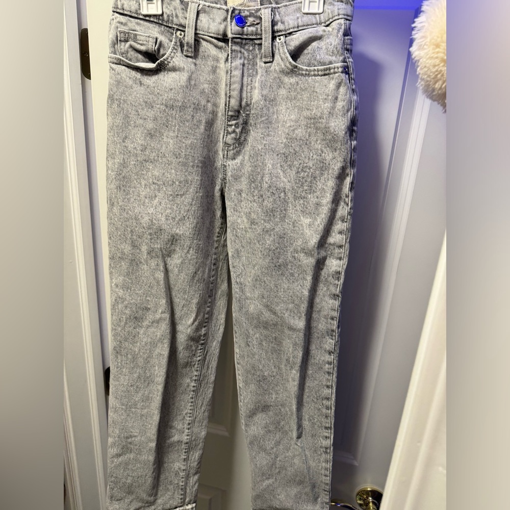 Universal Thread Jeans